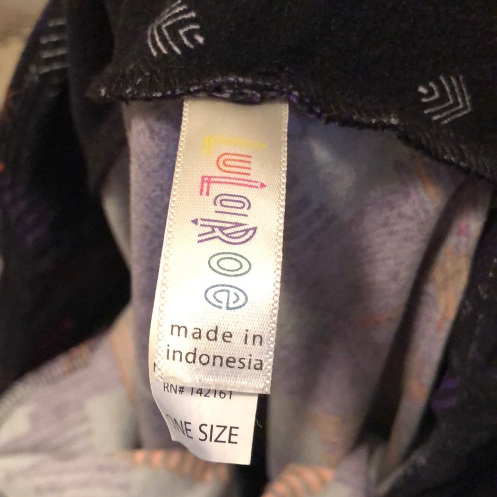 LuLaRoe leggings! One size! Super soft!